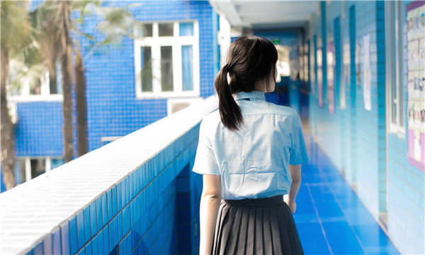 岳塘如何找到一个可以帮助我生孩子的女人？